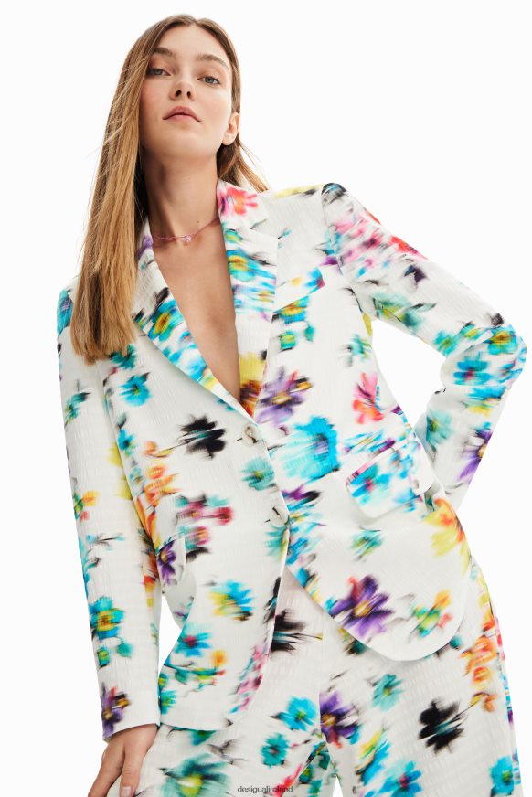 Desigual Women Textured floral blazer Clothing PFVZ0B418