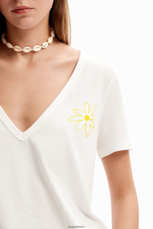 Desigual Women V-neck flower T-shirt Clothing PFVZ0B1142
