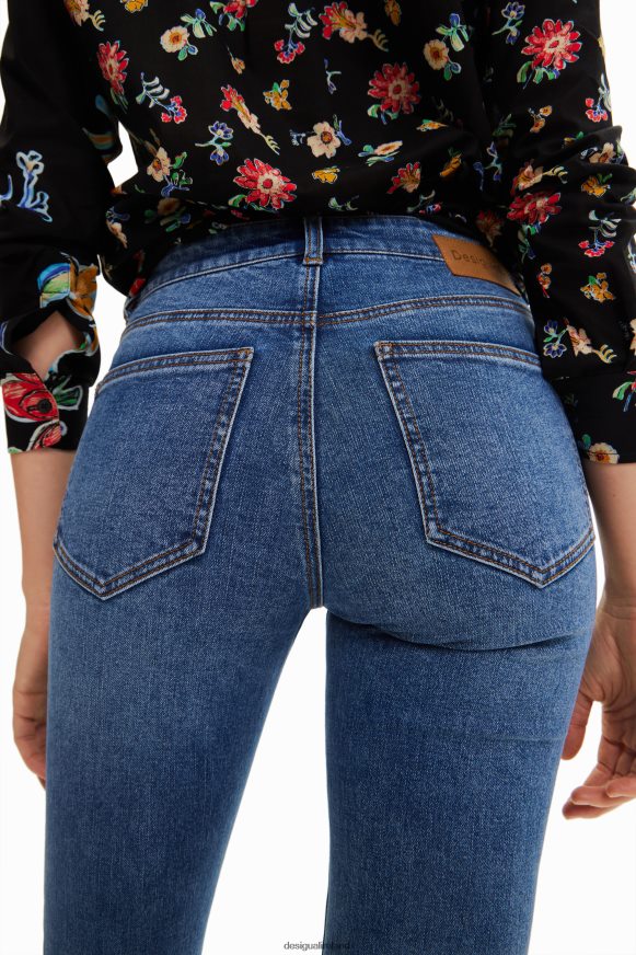 Desigual Women Floral embroidery flare cropped jeans Clothing PFVZ0B1013