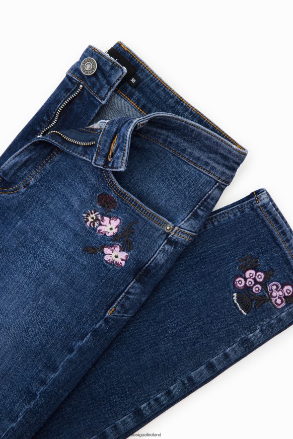 Desigual Women Skinny push-up jeans with embroidered flowers Clothing PFVZ0B564